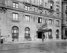 Hotel Latham, New York, N.Y., between 1905 and 1915. Creator: Unknown