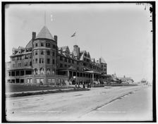 Hotel Mathewson, Narragansett, R.I., between 1880 and 1899. Creator: Unknown