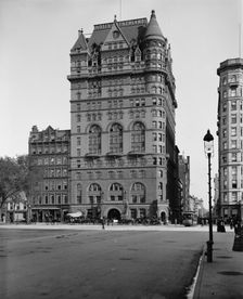 Hotel Netherland, New York, N.Y., c1901. Creator: Unknown
