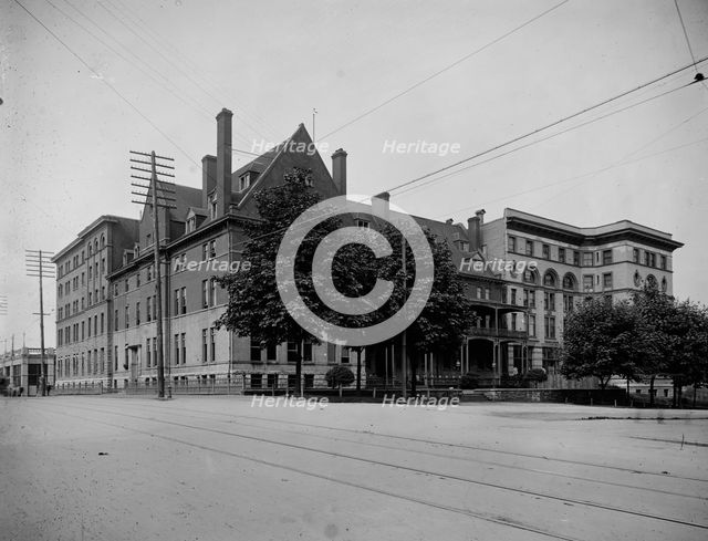 Hotel Vancouver, Vancouver, B.C., between 1900 and 1905. Creator: Unknown.