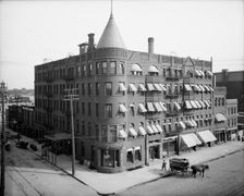 Hotel Vincent, Saginaw, Mich., between 1900 and 1910. Creator: Unknown
