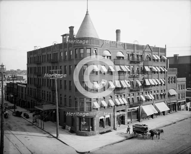Hotel Vincent, Saginaw, Mich., between 1900 and 1910. Creator: Unknown.