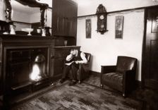 House interior, sitting room, York, Yorkshire, 1940
