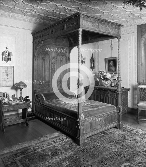 House of Mrs. Robert L. Dodge, 1933 Oct. Creator: Arnold Genthe.