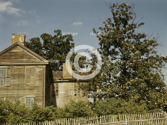 House near White Plains, Georgia?, ca. 1941. Creators: Marion Post Wolcott, Jack Delano.