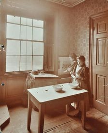 Housewifery, Barnsbury Park School, Islington, London, 1908