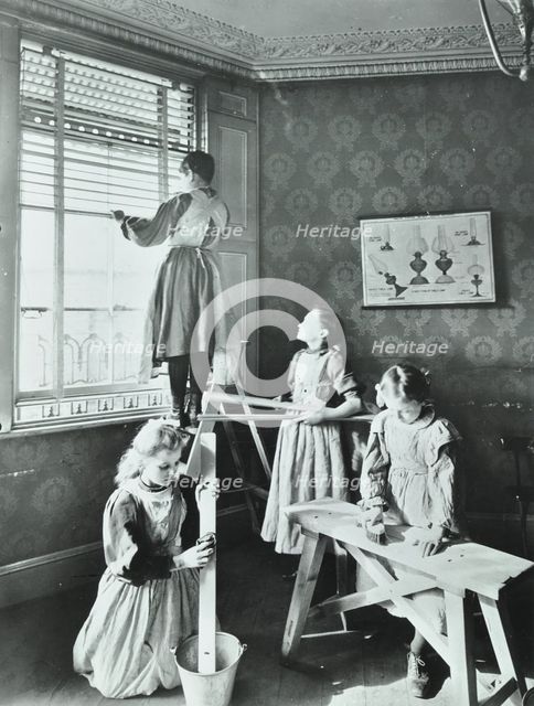 Housewifery lesson, Dulwich Hamlet School, Dulwich Village, London, 1908. Artist: Unknown.