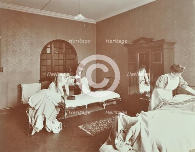 Housewifery students, Battersea Polytechnic, London, 1907. Artist: Unknown.