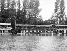 Houseboats moored on the River Thames, Henley-on-Thames, Oxfordshire Artist: Henry Taunt