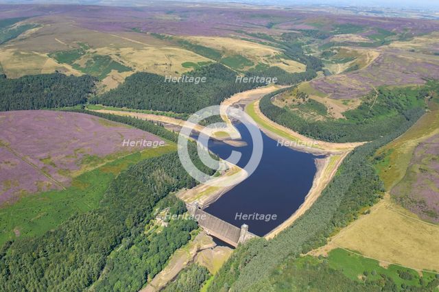 Howden Dam and Reservoir with low water levels during a period of dry weather, Derbyshire, 2022. Creator: Emma Trevarthen.
