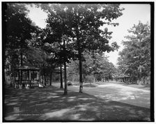 Hoyt Park, Saginaw, Mich., c1908. Creator: Unknown