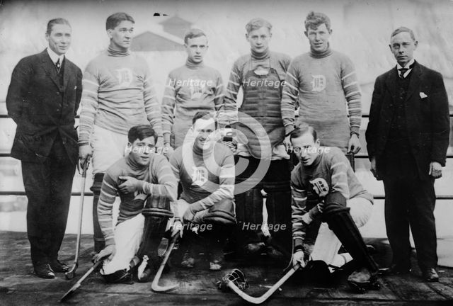 Hockey team - P. Shea, De Barr, Myers, Brooks, Comer, Osmum, Smith..., between c1910 and c1915. Creator: Bain News Service.