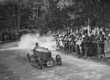 Hodgson of NT Beardsel competing in the MAC Shelsley Walsh Hillclimb, Worcestershire, 1923. Artist: Bill Brunell