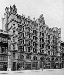 Holborn front of the Birkbeck Bank, London, 1904
