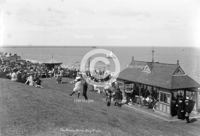 Holidaymakers at Herne Bay, Kent, 1890-1910. Artist: Unknown