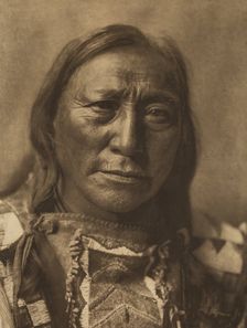 Hollow Horn Bear, 1907. Creator: Edward Sheriff Curtis