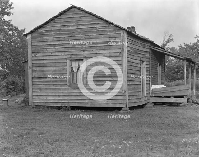 Home of Bud Fields, Alabama sharecropper, Hale County, Alabama, 1936. Creator: Walker Evans.