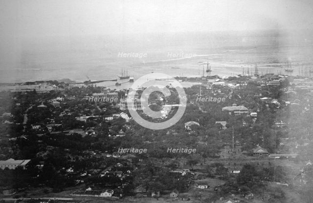 Honolulu port, Hawaii, 1885. Artist: Unknown