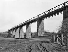 Hook Norton Viaduct, Hook Norton, Oxfordshire, 1906. Artist: Henry Taunt
