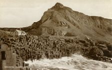 Horizontal Pillars, Giants Causeway late 19th-early 20th century. Creator: Unknown