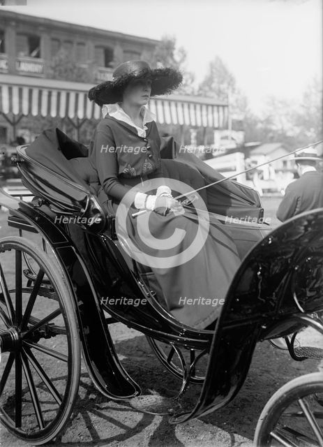Horse Shows, 1915. Creator: Harris & Ewing.