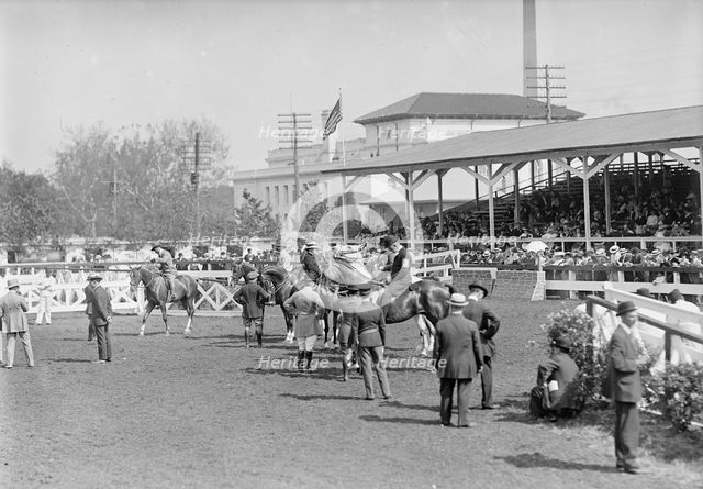 Horse Shows - General View, Washington Horse Show, 1913. Creator: Harris & Ewing.