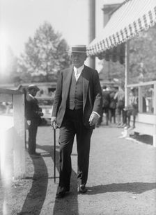 Horse Shows - Judge William H. Moore, 1916. Creator: Harris & Ewing