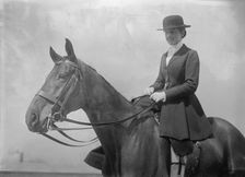 Horse Shows - Miss Harriet T. Wadsworth, 1911. Creator: Harris & Ewing