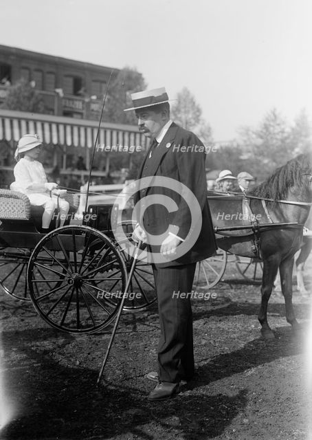 Horse Shows - Unidentified, 1915. Creator: Harris & Ewing.