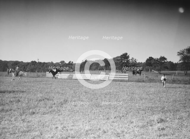 Horse show, East Hampton, Long Island., between 1933 and 1942. Creator: Arnold Genthe.