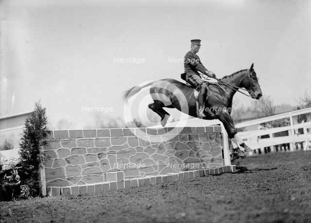 Horse Show - Hurdling. Johnston, Gordon, 1st Lt., U.S.A. 7th Cavalry, 1911. Creator: Harris & Ewing.