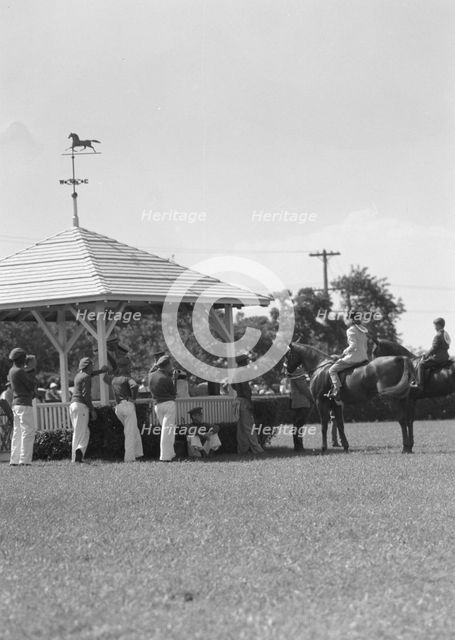 Horse show or show jumping event, between 1911 and 1942. Creator: Arnold Genthe.