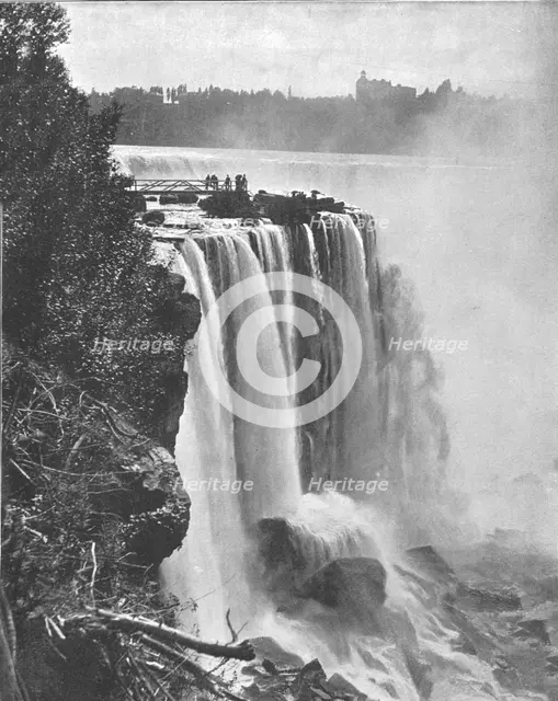 Horseshoe Falls, Niagara, North America, c1900.  Creator: Unknown.