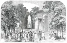 Horticultural Fete at Cheltenham - the Well Walk and Pump Room, 1850. Creator: Unknown
