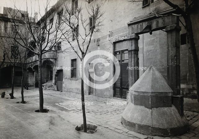 Hospital de la Santa Cruz, Barcelona: a long view of the courtyard; to the right can be seen the... Creator: Unknown.