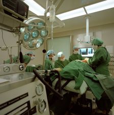 Hospital operating theatre, Royal Masonic Hospital, Hammersmith, London, 1980. Creator: Michael Walters