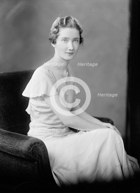 Hatcher, Lucille - Portrait, 1933. Creator: Harris & Ewing.