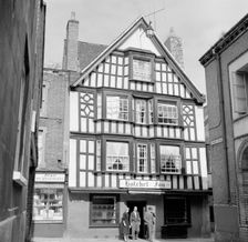 Hatchet Inn, Frogmore Street, Bristol, 1945. Artist: Eric de Maré