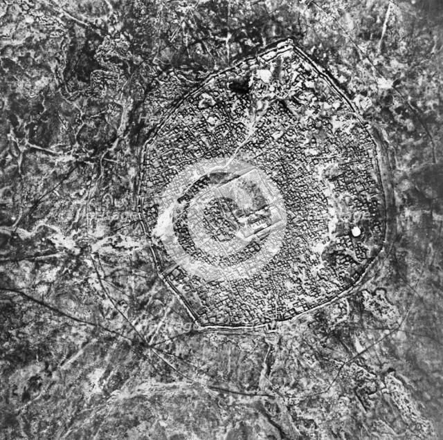 Hatra, Iraq.  Artist: Unknown.