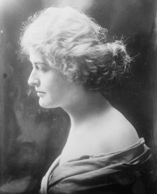 Hazell M. Cox, White, N.Y., 1910. Creator: Bain News Service