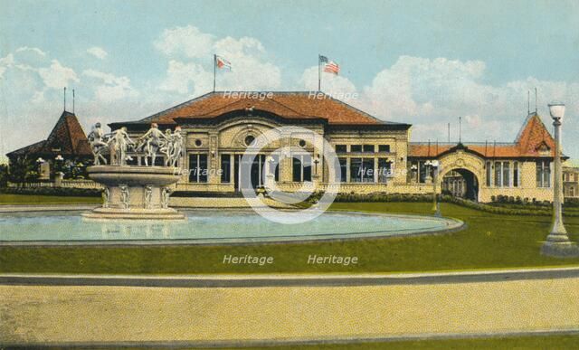 Habana: Casino De La Playa. The National Casino at Marianao, c1910. Artist: Unknown