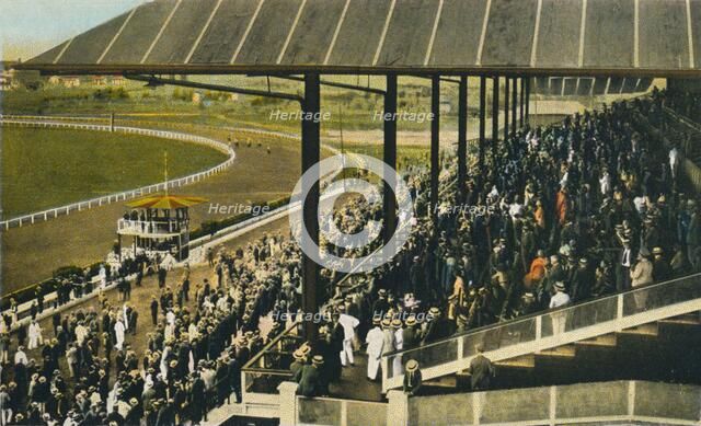 Habana, Carrreras de Ceballors. Race track at Marianao, c1915. Artist: Unknown
