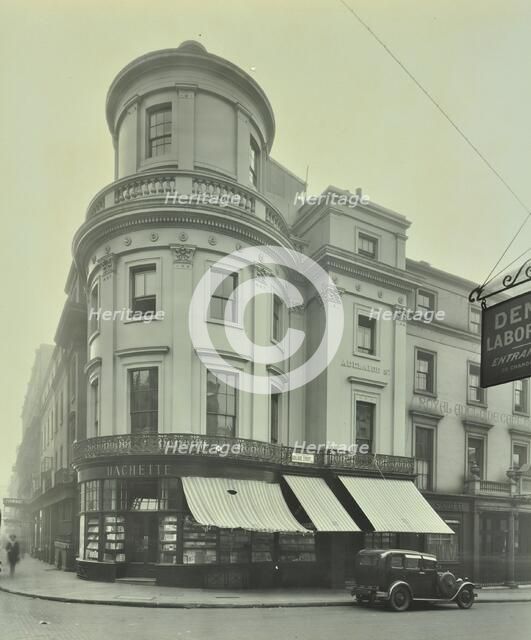Hachette's book shop on the corner of King William Street, London, 1930. Artist: Unknown.
