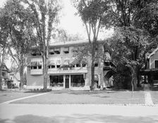 Hagyard's, Lenox, Mass., between 1910 and 1920. Creator: Unknown