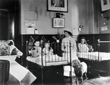 Hahnemann Hospital and Homeopathic Dispensaries, Liverpool: a children's ward..., (1910?). Creator: Unknown