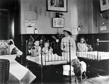Hahnemann Hospital and Homeopathic Dispensaries, Liverpool: a children's ward..., (1910?). Creator: Unknown