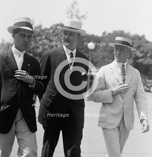 Hale Holden, Center, with Newspapermen, 1917. Creator: Harris & Ewing.