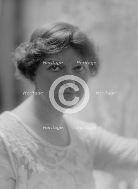 Hall, Blanche, Miss, portrait photograph, 1916. Creator: Arnold Genthe.