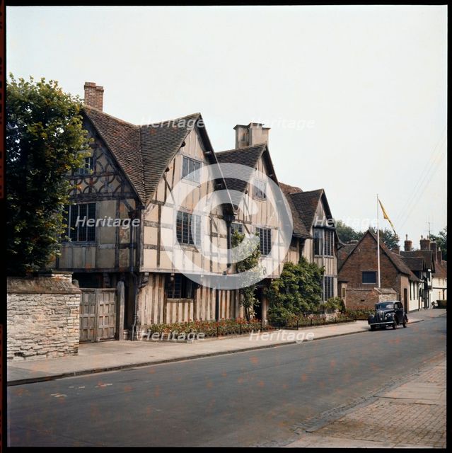 Hall's Croft, Old Town, Stratford-Upon-Avon, Warwickshire, 1958. Creator: Walter Scott.