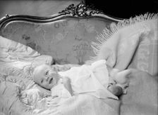 Haller, Robert, Children - Portrait, 1933. Creator: Harris & Ewing
